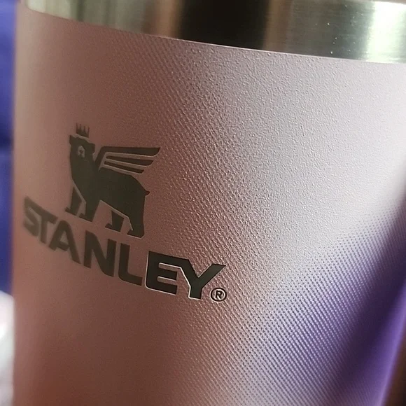 NIB Stanley 30 Oz Rose Petal Quencher H2.0 Tumbler - Picture 8 of 9